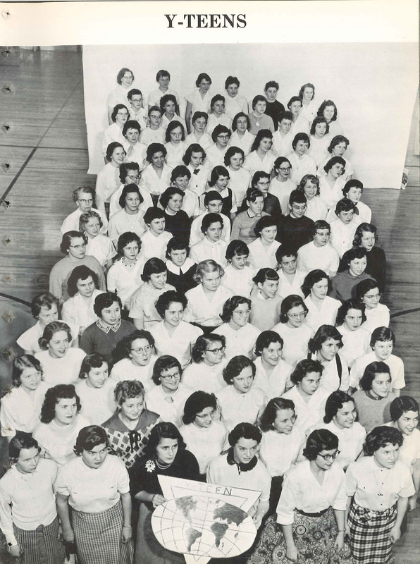 Big Walnut High School Yearbook. 1958: The Flame (40)